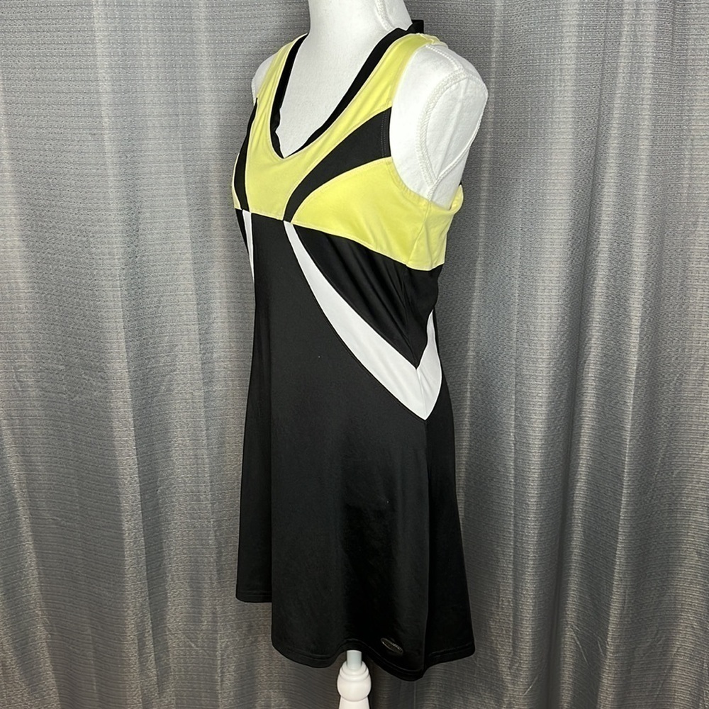BOLLÉ GREEN AND BLACK ATHLETIC RACERBACK DRESS MEDIUM